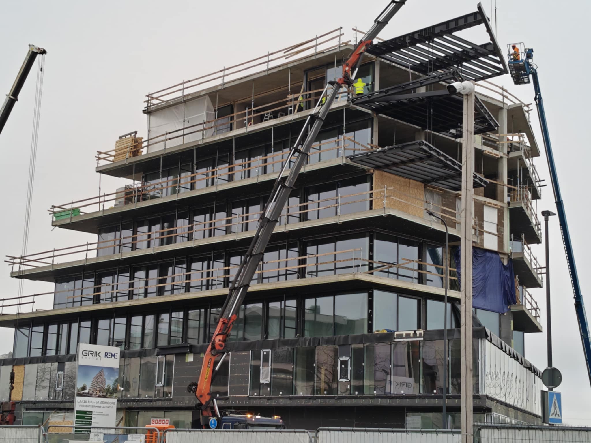 2cb9090a-d517-4485-8e4f-d083e7071498